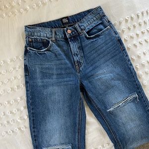 BDG Loose Straight Distressed Jeans | Size 25